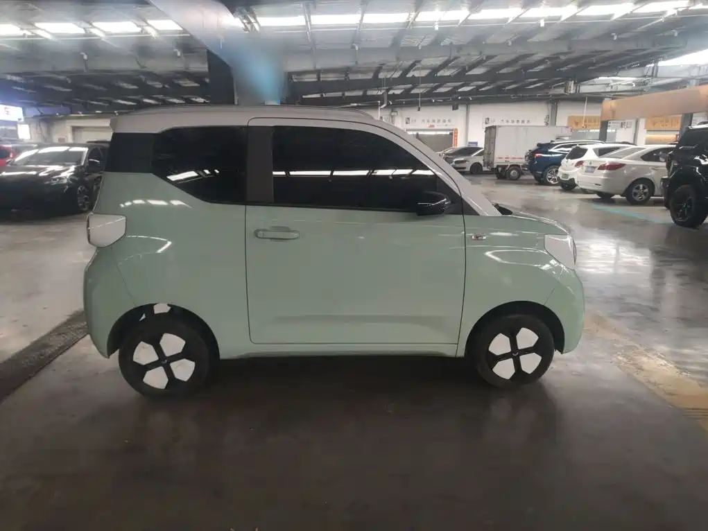 Wuling MINIEV — миниатюра 25