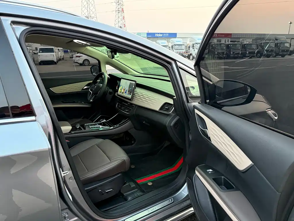 BYD MAX New Energy — миниатюра 18