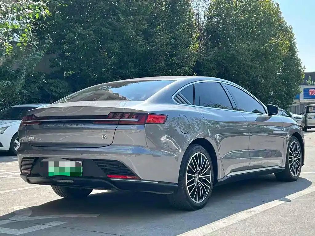 BYD Han — миниатюра 10