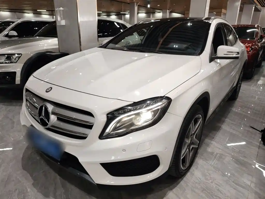 Mercedes-Benz GLA 2016