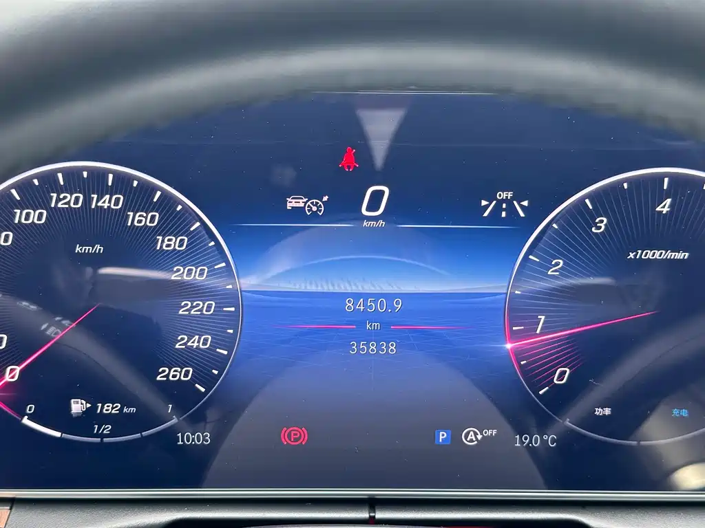 MERCEDES-BENZ C CLASS