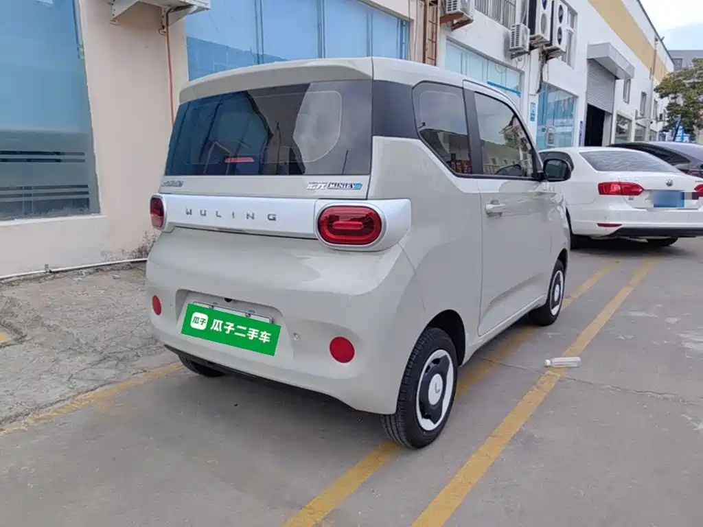 Wuling MINIEV — миниатюра 7