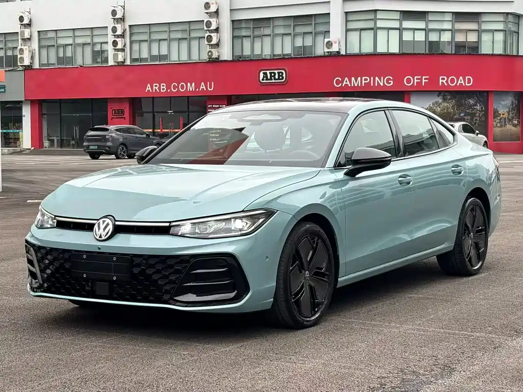 Volkswagen Passat 2024