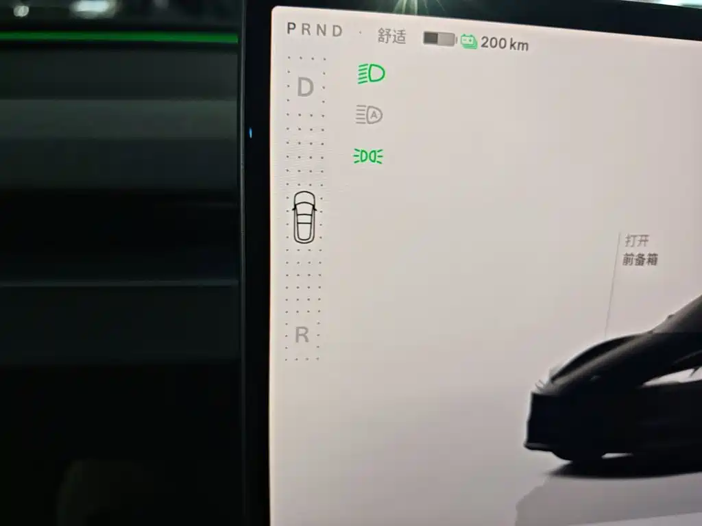 Tesla Model 3 — миниатюра 14