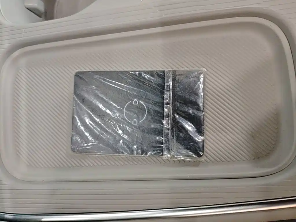 Leapmotor Leapmotor B01 — миниатюра 9