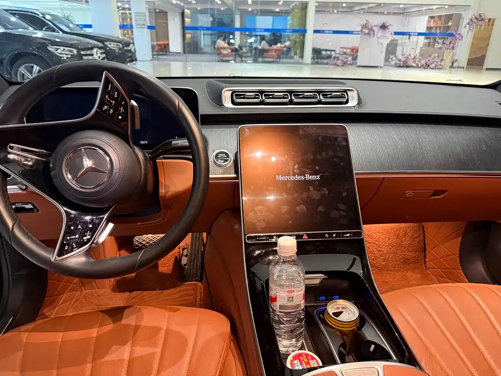 Mercedes-Benz S-Class — миниатюра 6