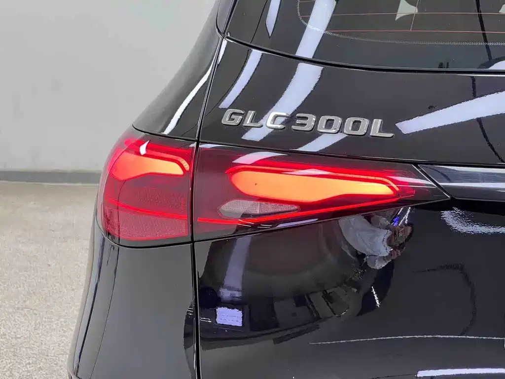 Mercedes-Benz GLC 2023 GLC 300 L 4MATIC Luxury 7 мест