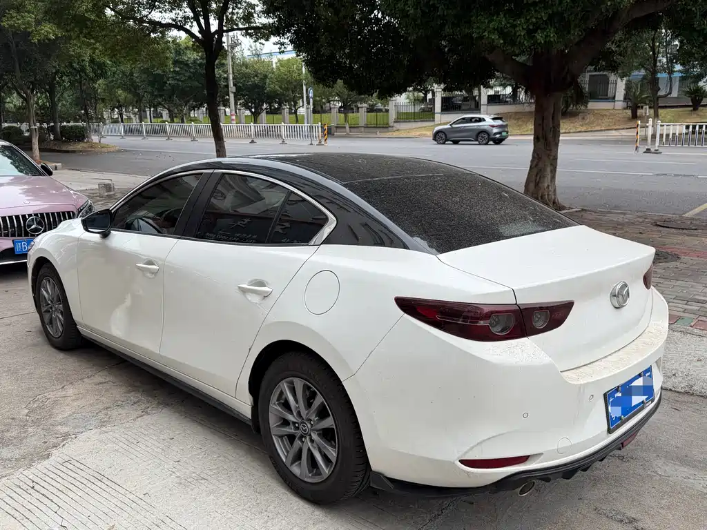 Mazda 3 Axela — миниатюра 6