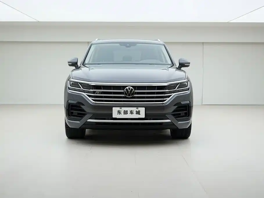 Volkswagen Touareg — миниатюра 2