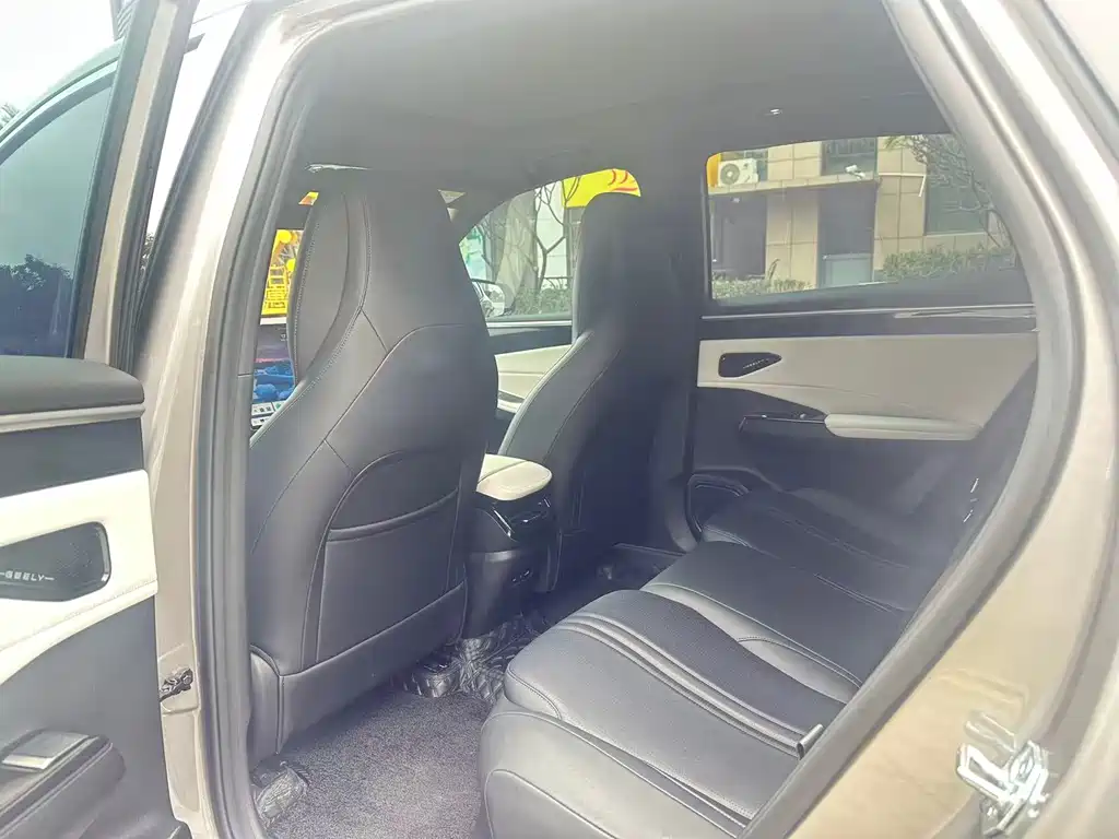 GEELY GALAXY GALAXY L7