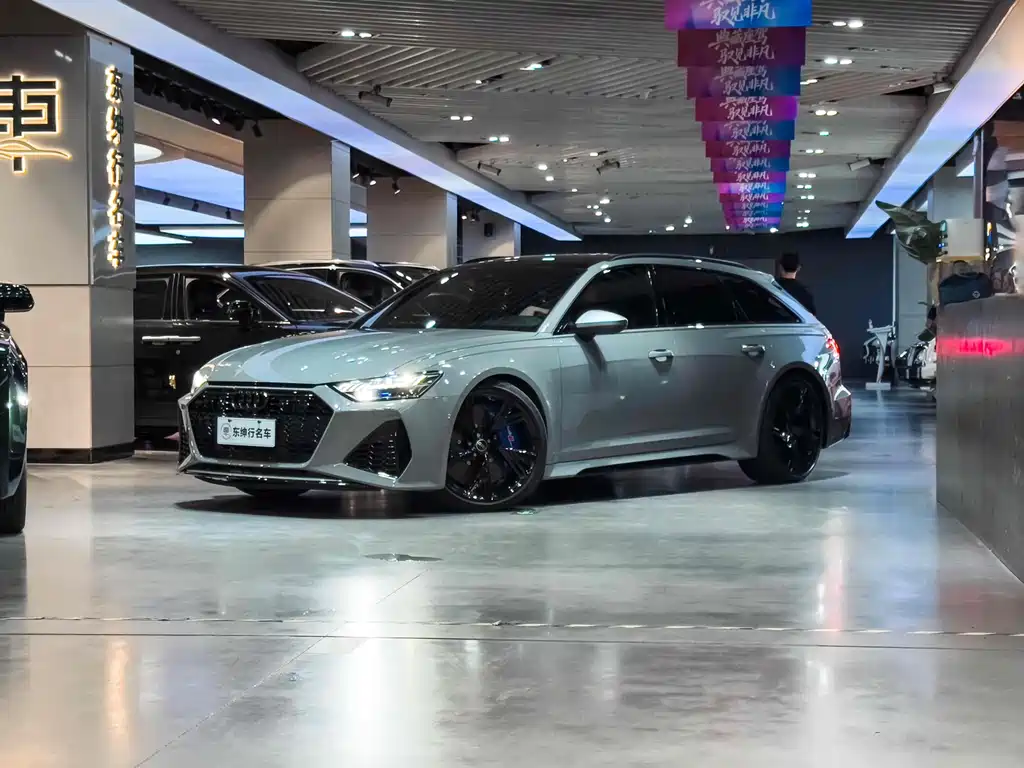 Audi RS 6 2023