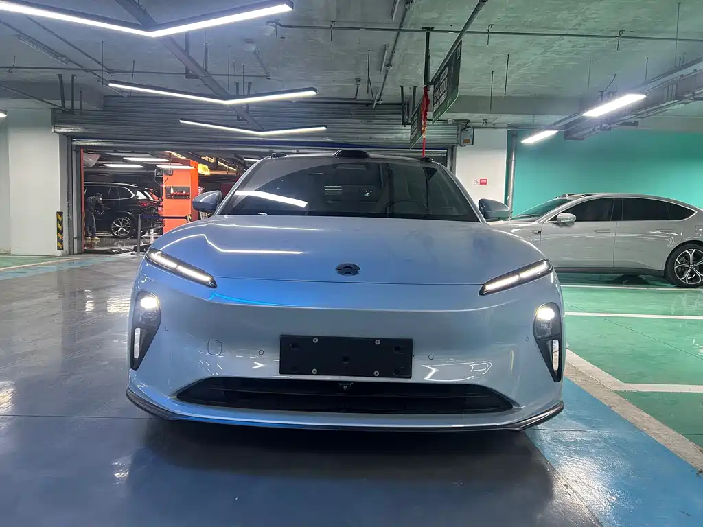 NIO NIO ET5