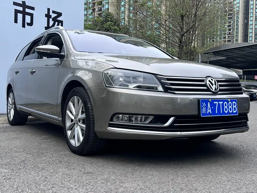 Volkswagen Magotan (Import) — миниатюра 3