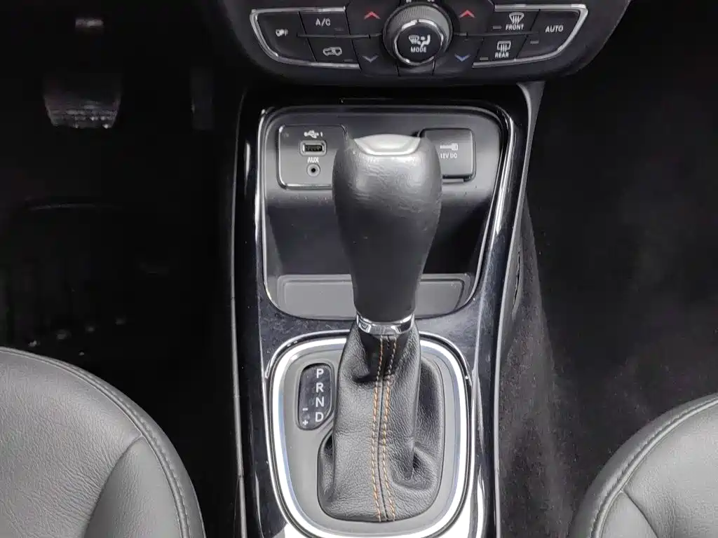 Jeep Compass — миниатюра 13