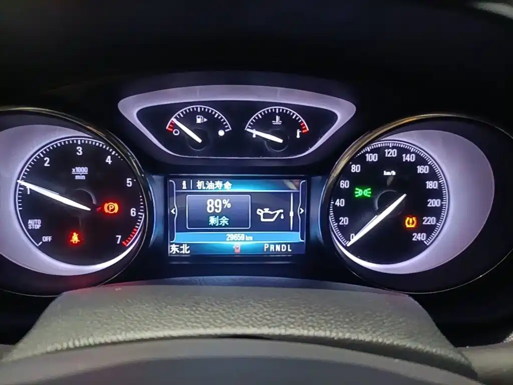 Buick Envision Plus — миниатюра 8