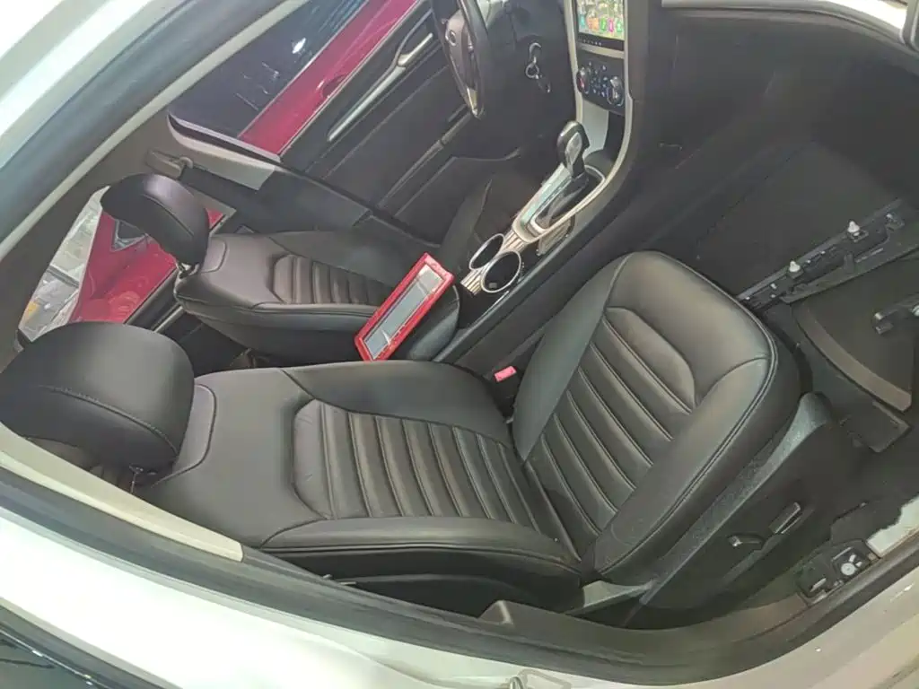 Ford Mondeo — миниатюра 25