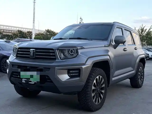 Tank 700 PHEV