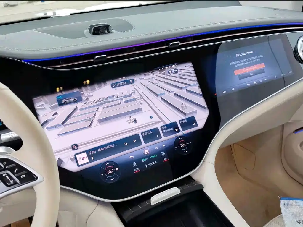 Mercedes-Benz EQS SUV — миниатюра 8