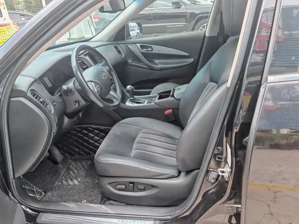 Infiniti QX50 — миниатюра 5