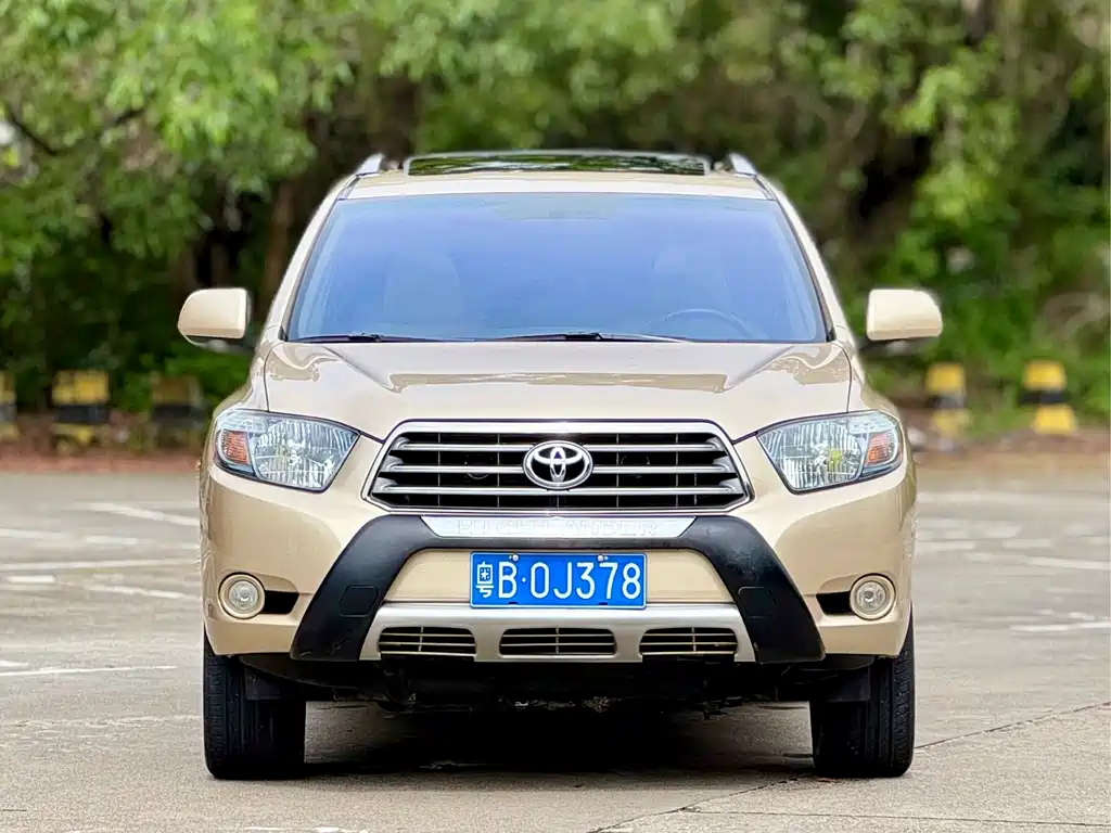 Toyota Highlander (Import) — миниатюра 2
