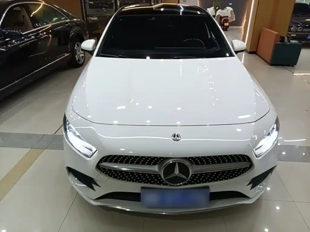 Mercedes-Benz A-Class — миниатюра 3