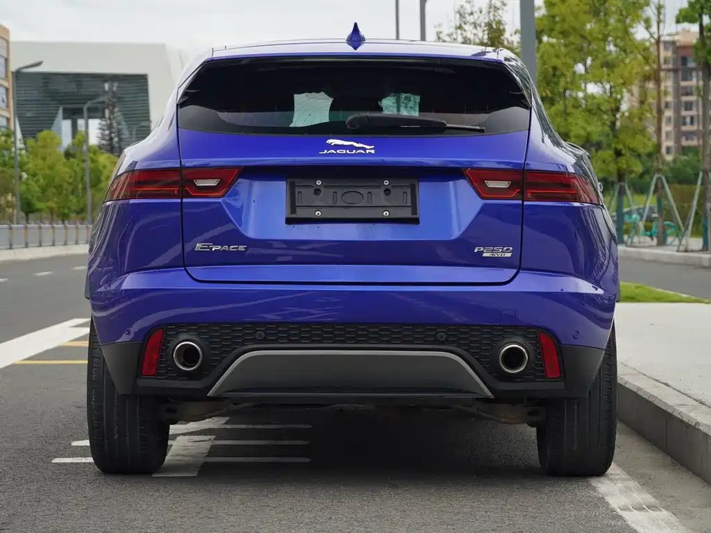 Jaguar E-PACE — миниатюра 18