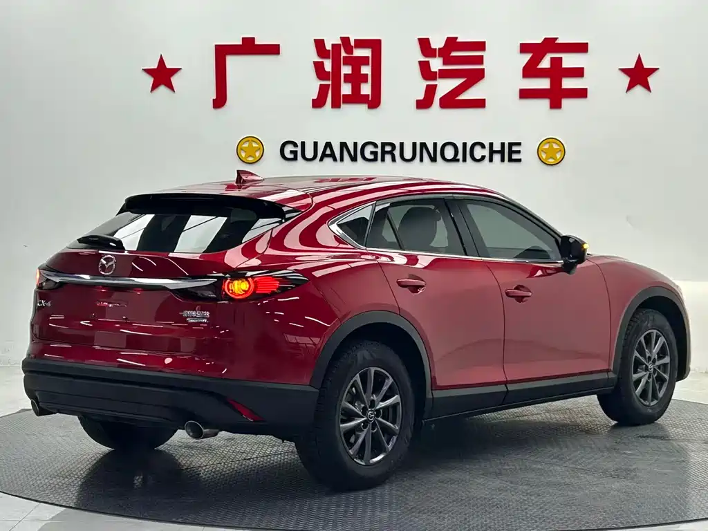 MAZDA CX 4