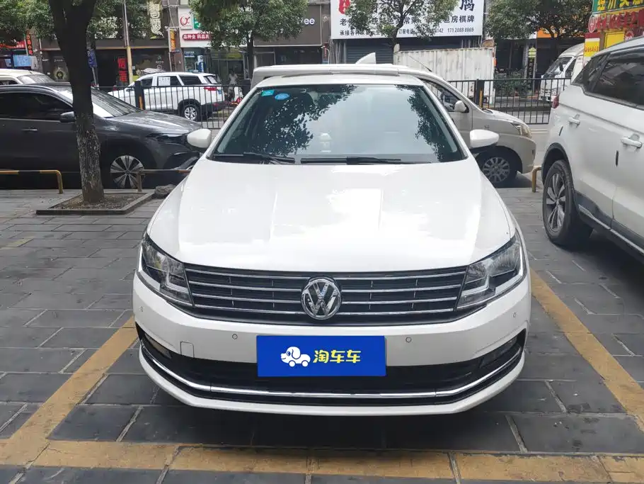 Volkswagen Lavida — миниатюра 2
