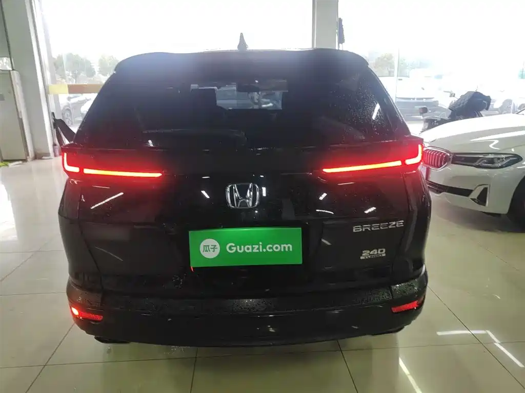 Honda Breeze 2021 240TURBO CVT Smart