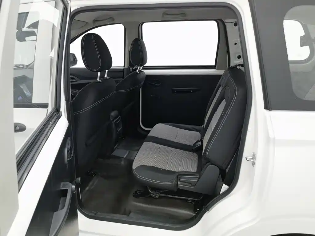 Wuling Hongguang — миниатюра 15