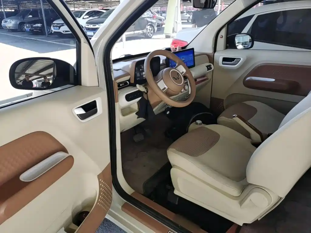 Wuling MINIEV — миниатюра 16