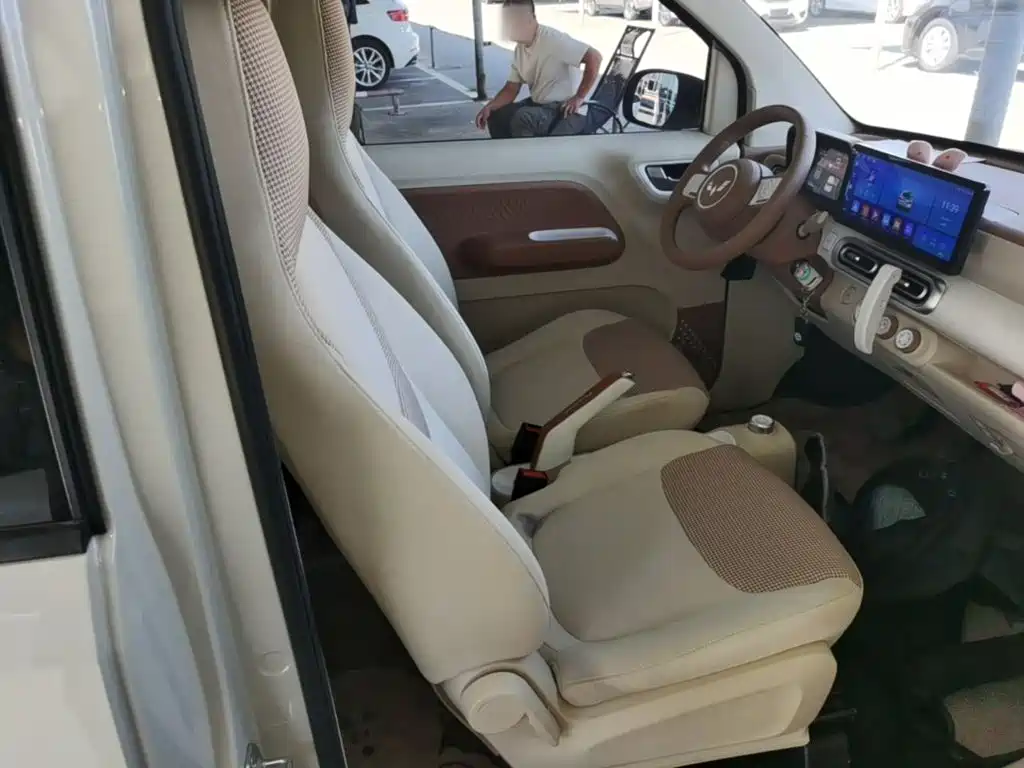 Wuling MINIEV — миниатюра 25