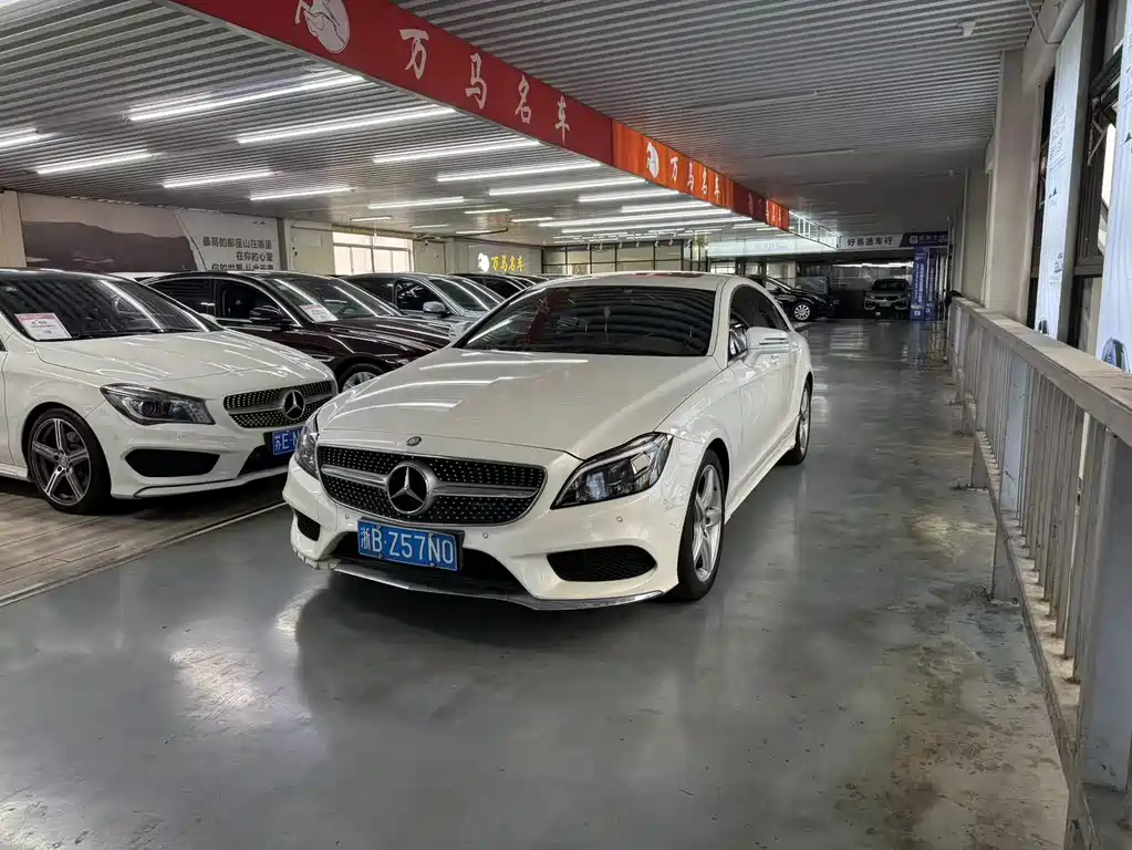 Mercedes-Benz CLS