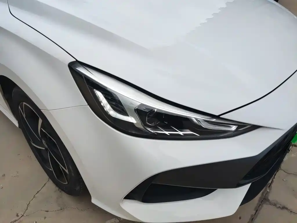 MG MG5 — миниатюра 7