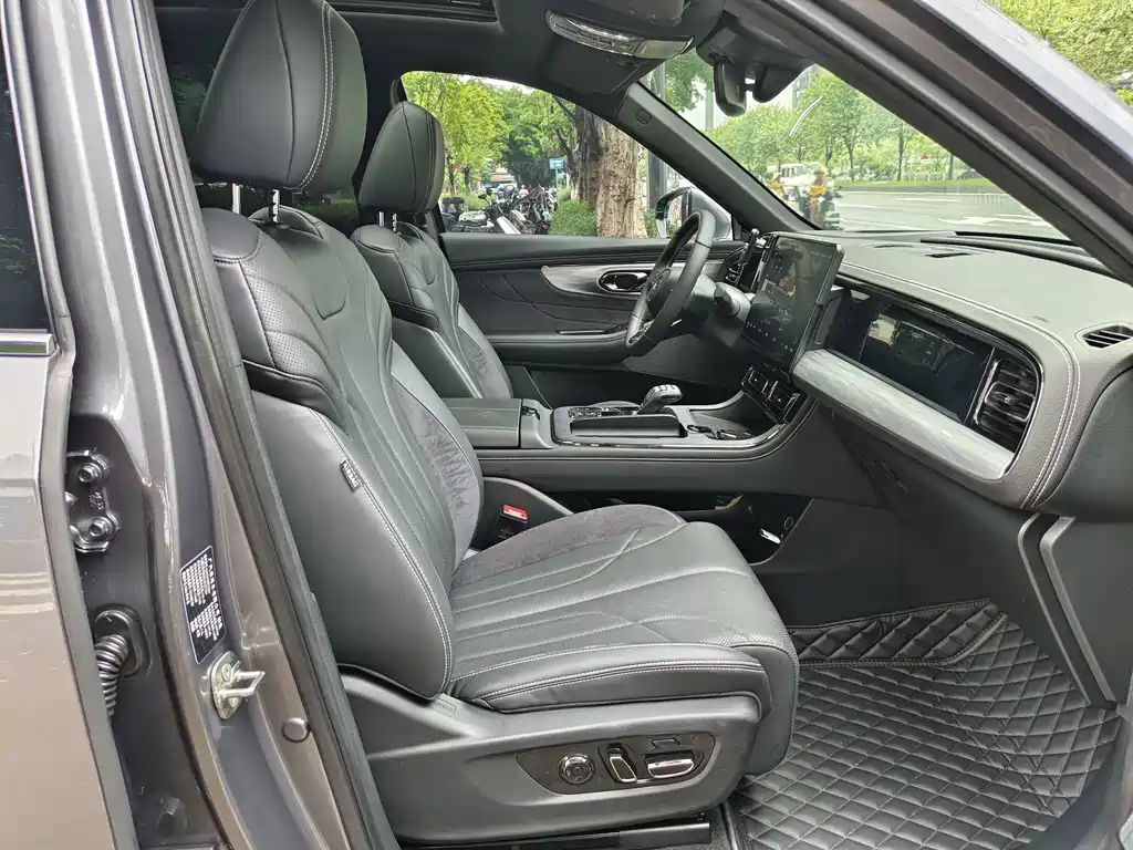 GAC Motor Trumpchi ES9 — миниатюра 18