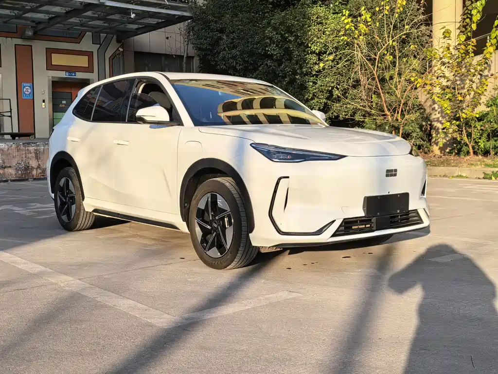 GEELY GALAXY GALAXY E5