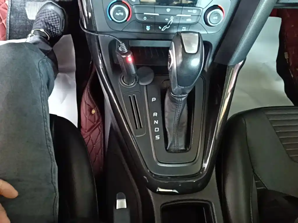Ford Focus — миниатюра 14