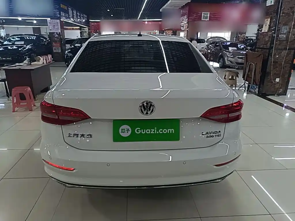 Volkswagen Lavida — миниатюра 6