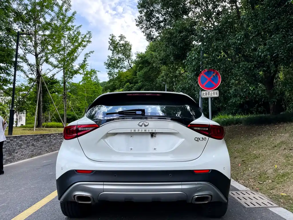 Infiniti QX30 — миниатюра 5