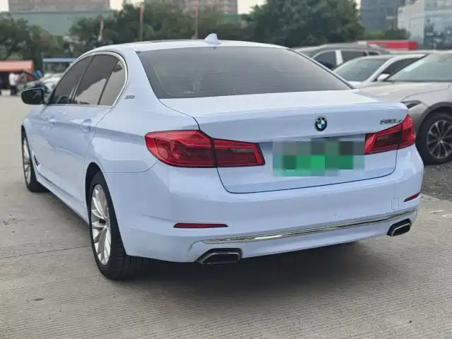 BMW 5 SERIES NEW ENERGY