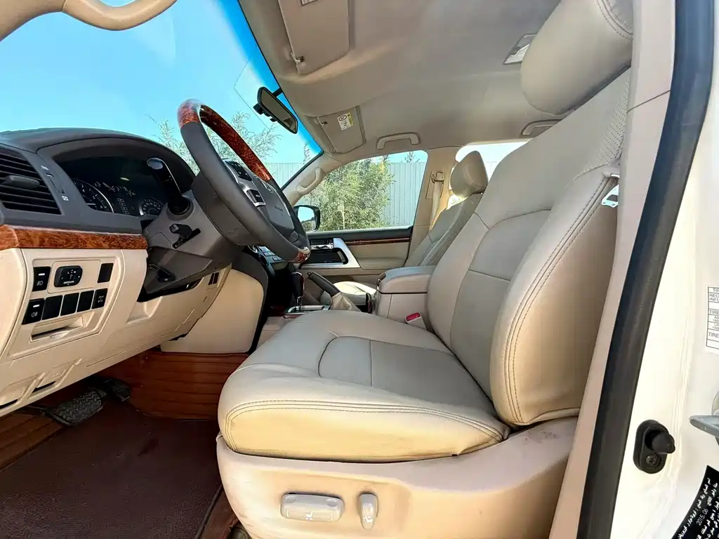 Toyota Land Cruiser — миниатюра 4