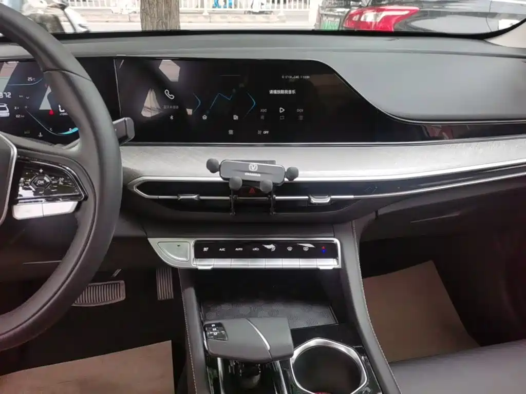 Changan Eado — миниатюра 13