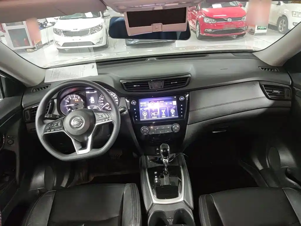 Nissan X-Trail — миниатюра 10