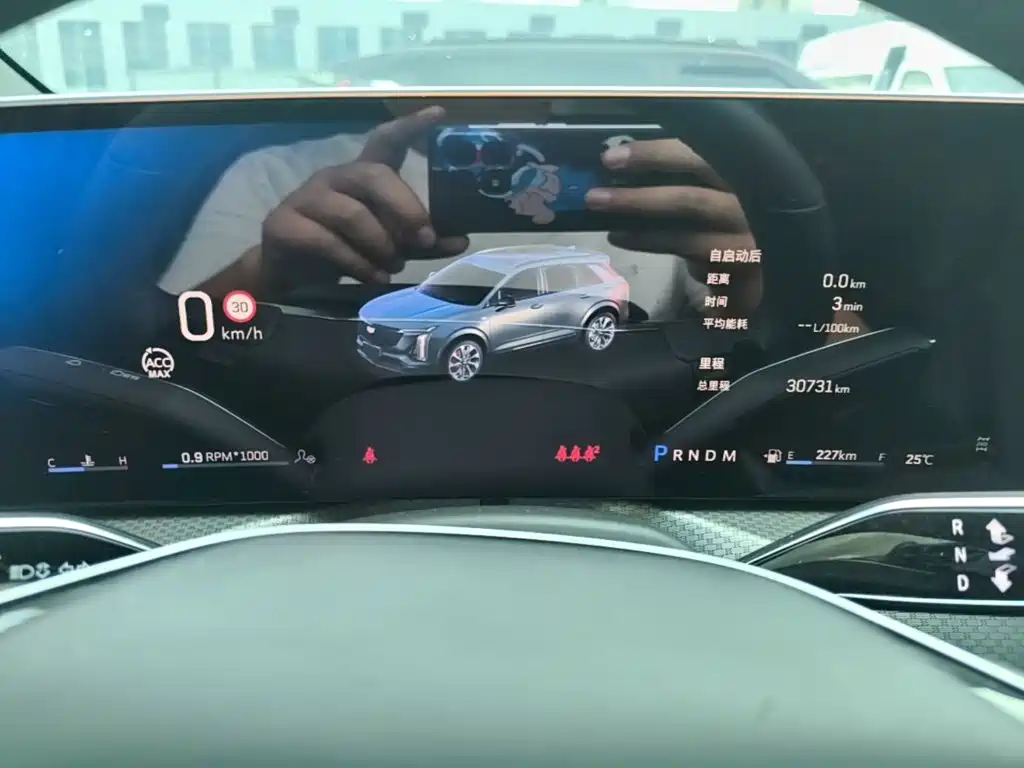 Cadillac XT5 — миниатюра 12