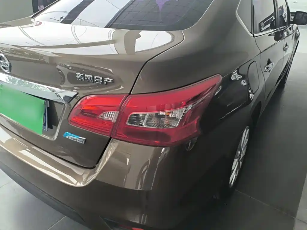 Nissan Sylphy — миниатюра 8