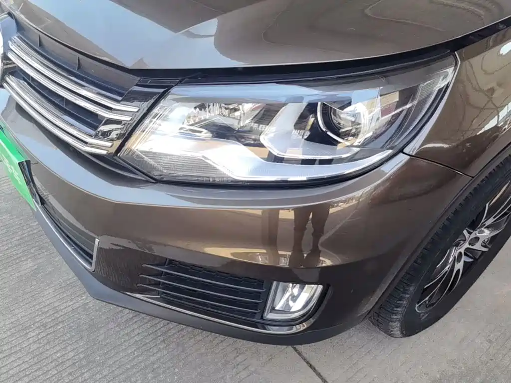 Volkswagen Tiguan — миниатюра 24