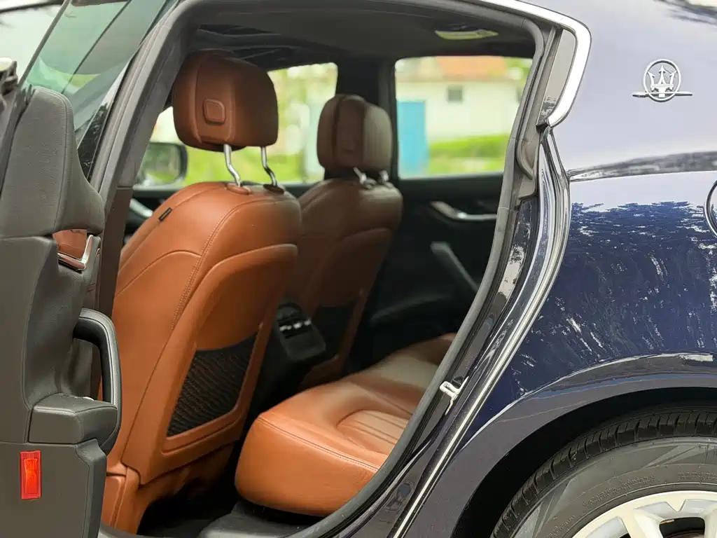 Maserati Ghibli 3.0T Standard Edition, фото 11