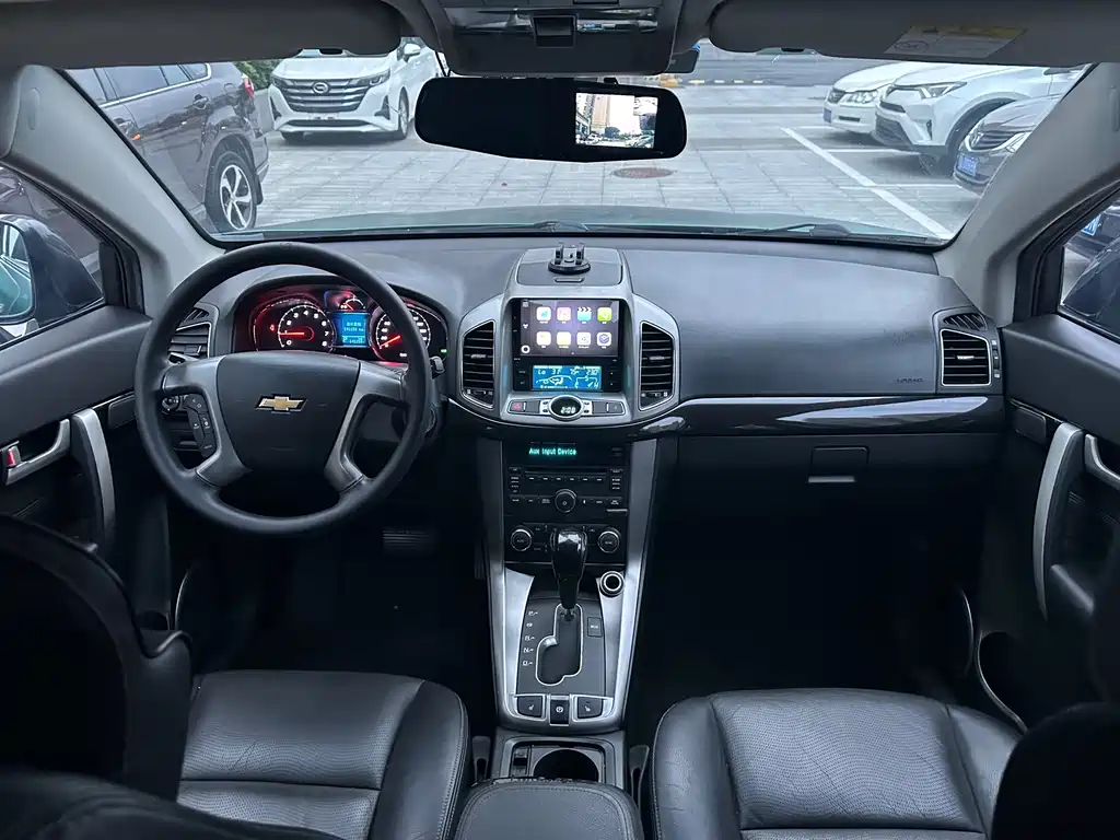 Chevrolet Captiva — миниатюра 6