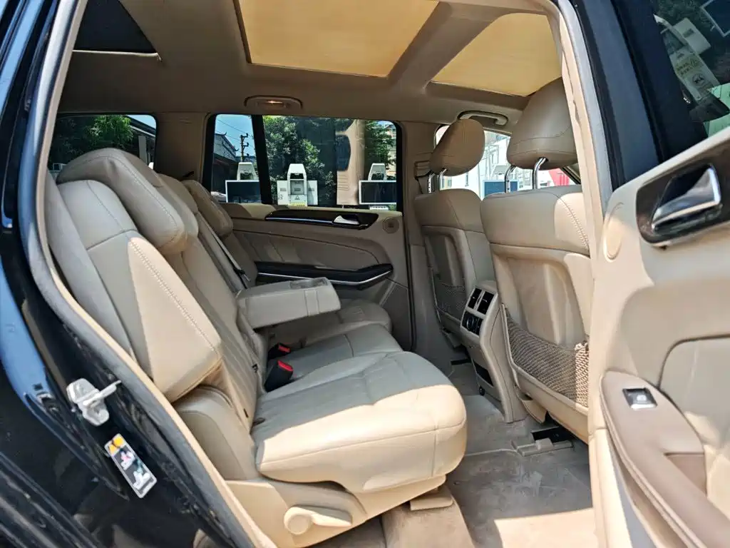 Mercedes-Benz GL-Class — миниатюра 25