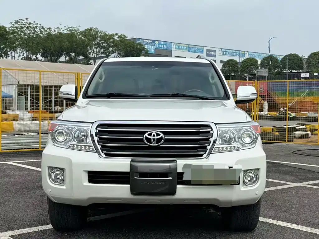 Toyota Land Cruiser — миниатюра 2
